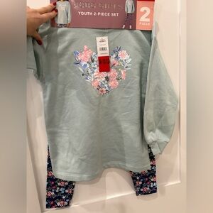 BCBGirls NWT girls tunic style top with coordinating leggings